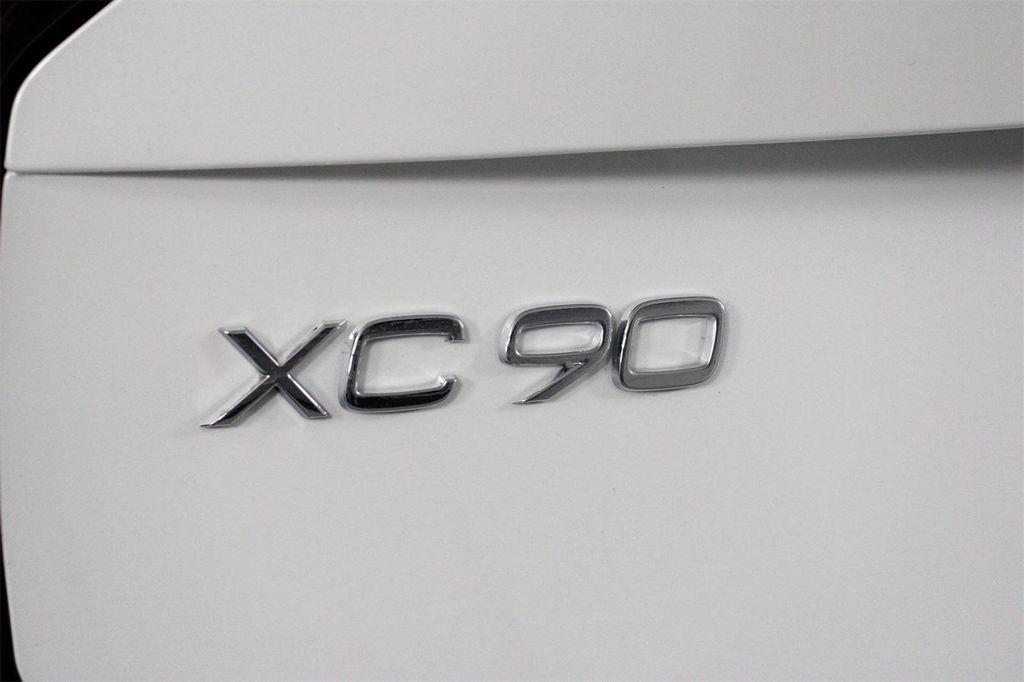 new 2026 Volvo XC90 car, priced at $68,230