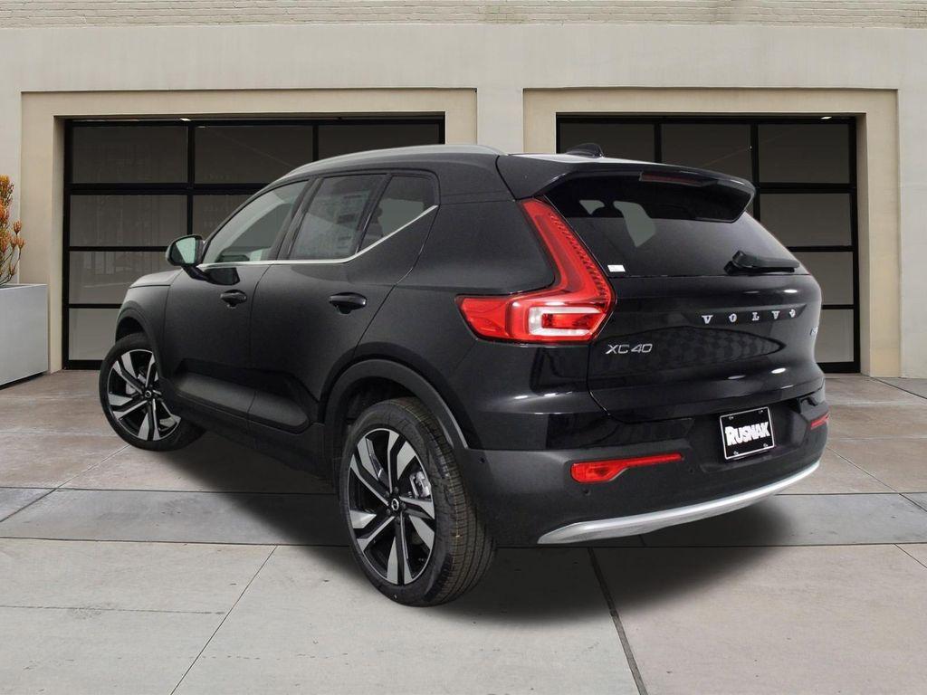 new 2025 Volvo XC40 car, priced at $51,565