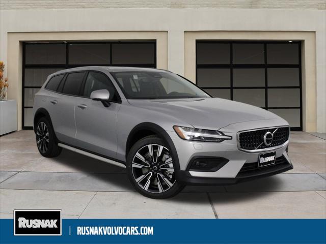 new 2025 Volvo V60 Cross Country car, priced at $58,985