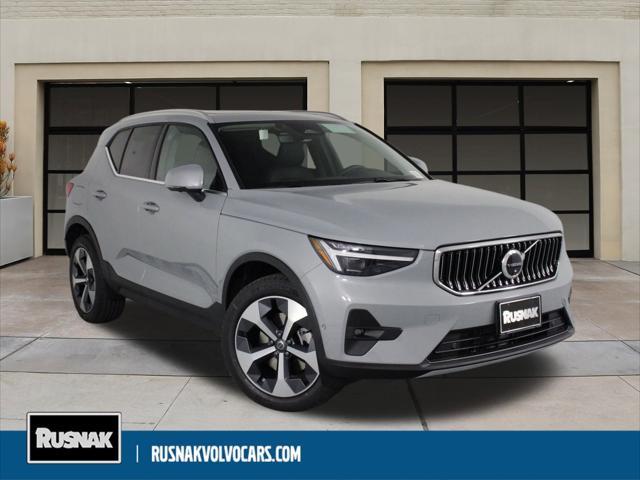 new 2025 Volvo XC40 car, priced at $48,315