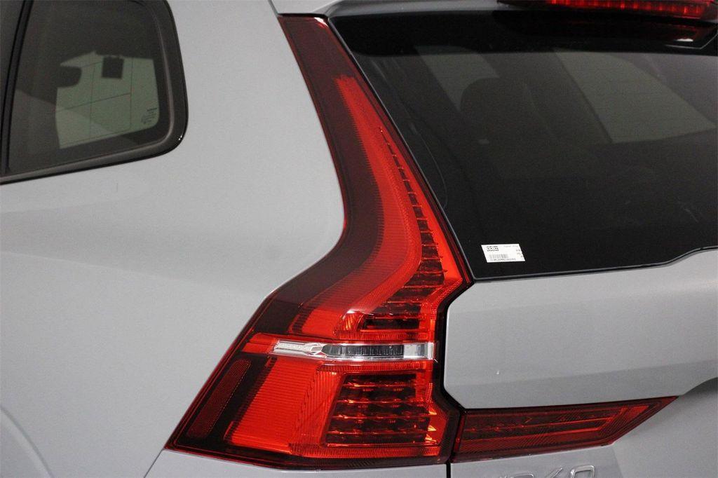 new 2025 Volvo XC60 car, priced at $57,998