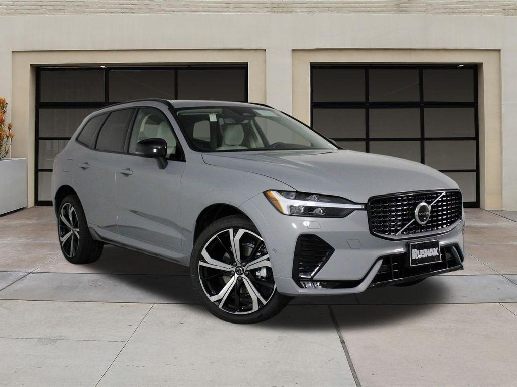 new 2025 Volvo XC60 car, priced at $57,998