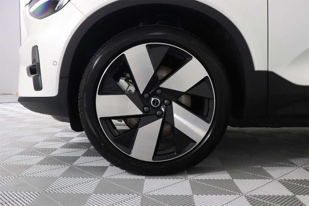 new 2024 Volvo C40 Recharge Pure Electric car, priced at $61,240