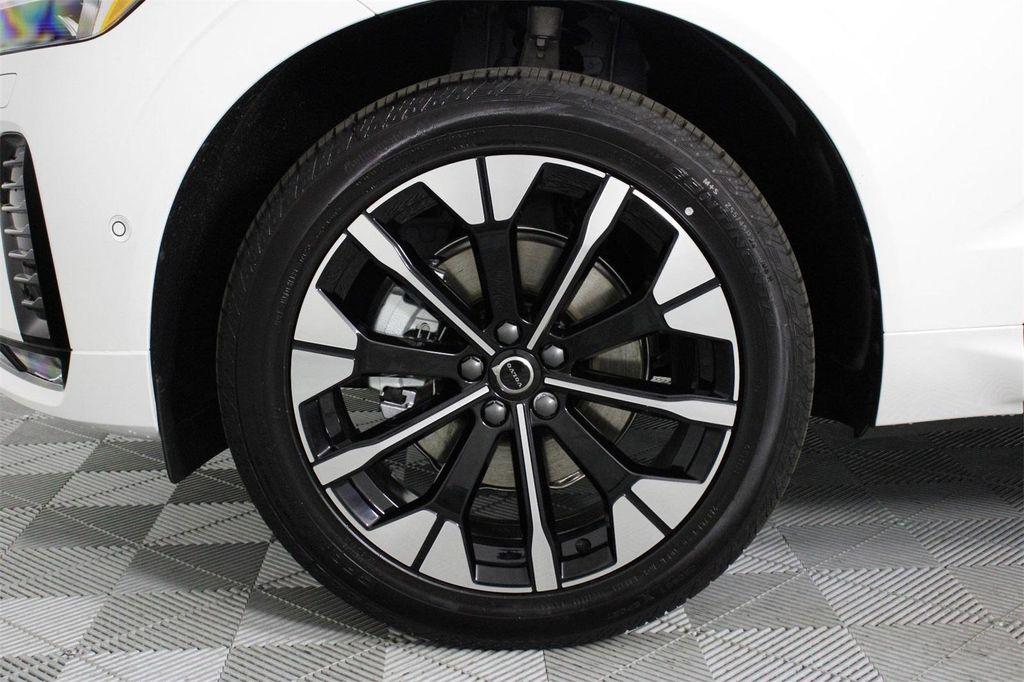 new 2026 Volvo XC60 car, priced at $57,985