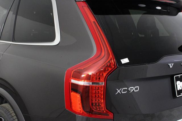 new 2025 Volvo XC90 car, priced at $73,155