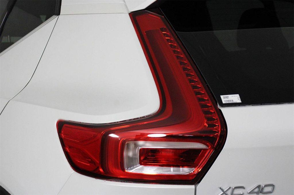 used 2025 Volvo XC40 car, priced at $37,487