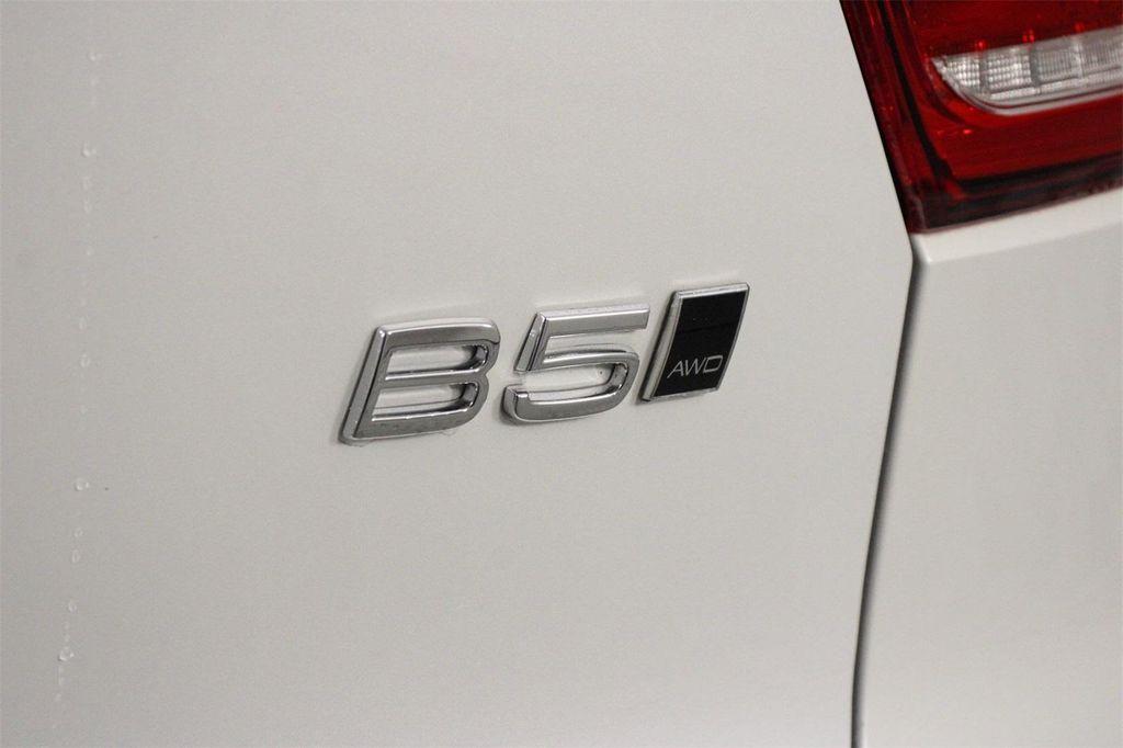 used 2025 Volvo XC40 car, priced at $37,487