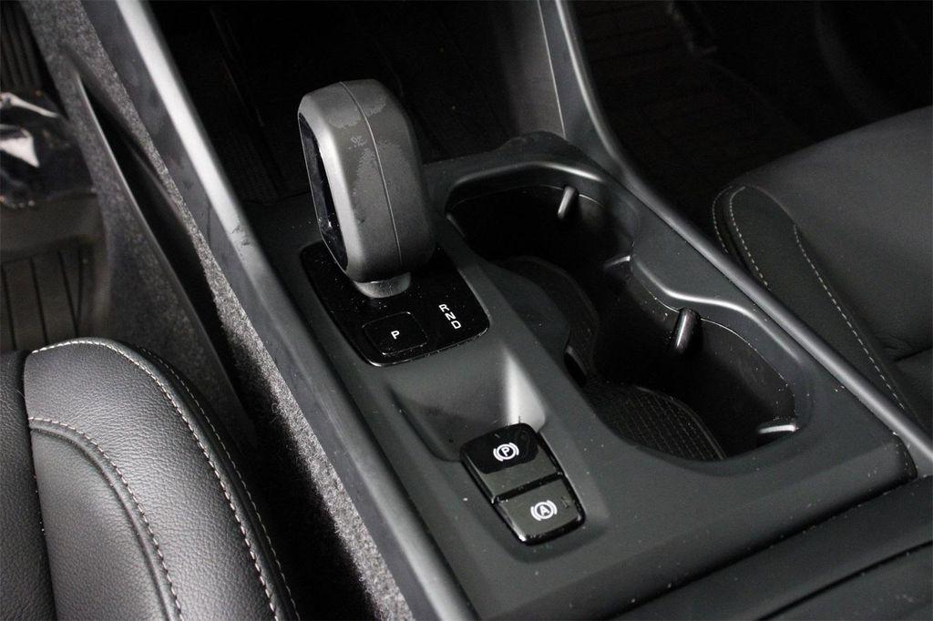 used 2025 Volvo XC40 car, priced at $37,487