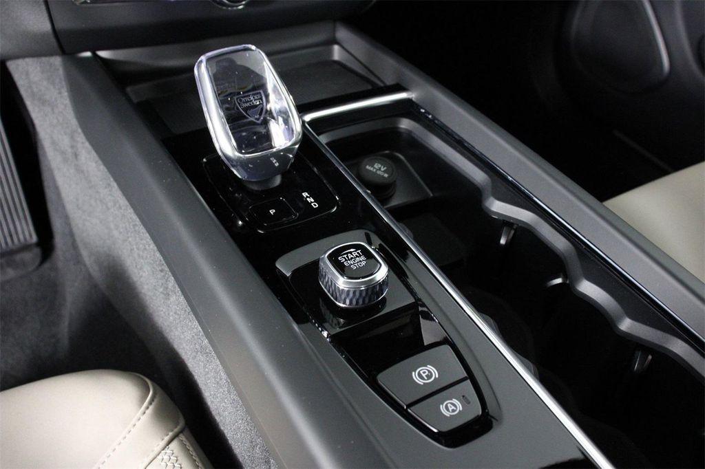 new 2026 Volvo XC60 car, priced at $56,395