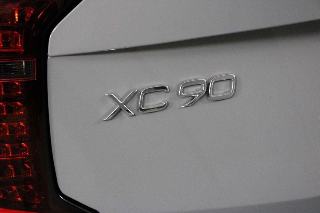 new 2025 Volvo XC90 car, priced at $72,840