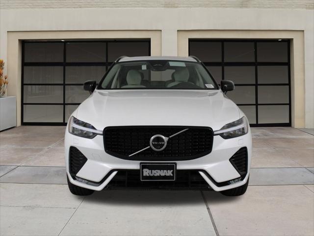 new 2025 Volvo XC60 car, priced at $54,545