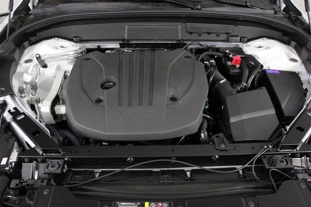 new 2026 Volvo XC60 car, priced at $58,375