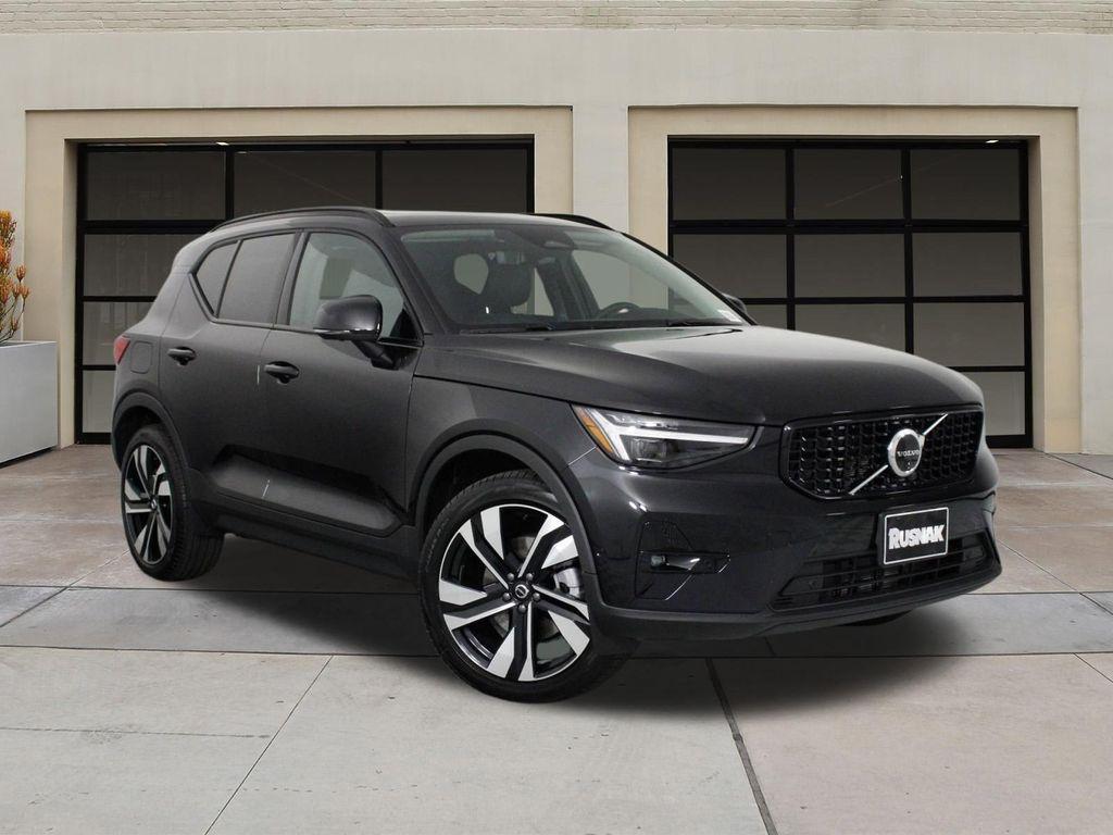 new 2026 Volvo XC40 car, priced at $53,540
