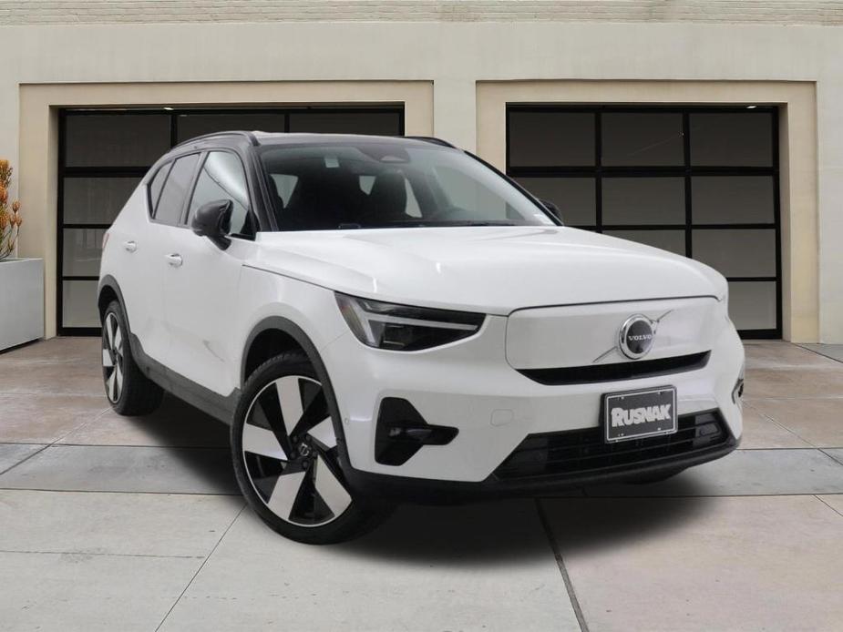 new 2024 Volvo XC40 Recharge Pure Electric car, priced at $61,400
