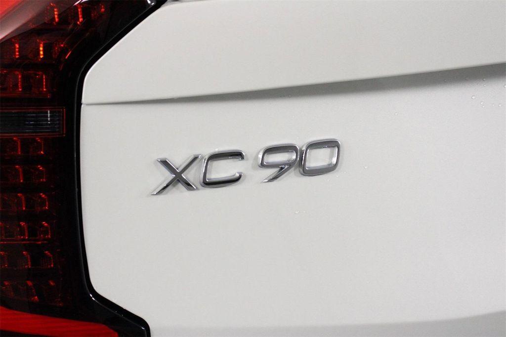 new 2026 Volvo XC90 car, priced at $70,895