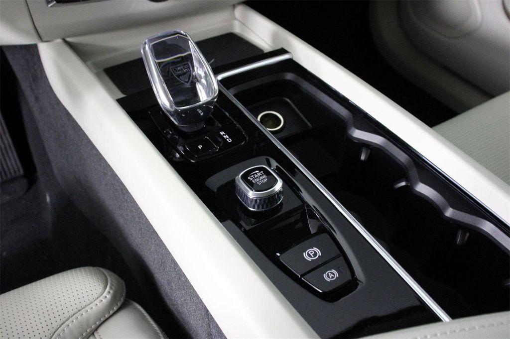 new 2026 Volvo XC60 car, priced at $63,935