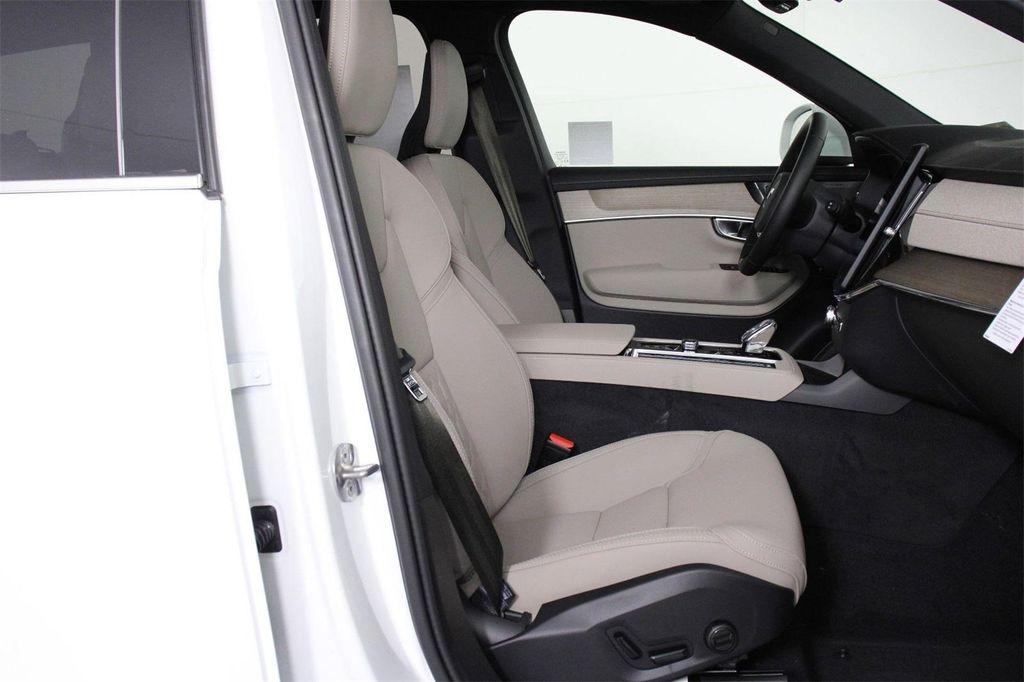 new 2026 Volvo XC90 car, priced at $71,825