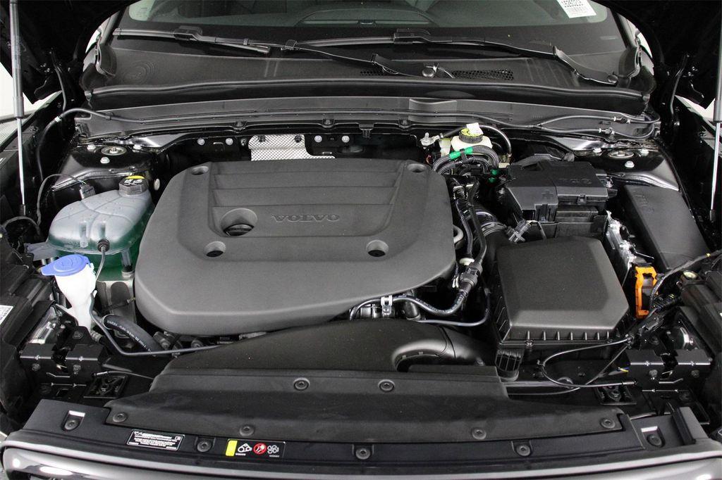 new 2026 Volvo XC40 car, priced at $43,295