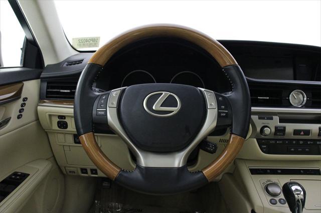 used 2014 Lexus ES 300h car, priced at $13,795