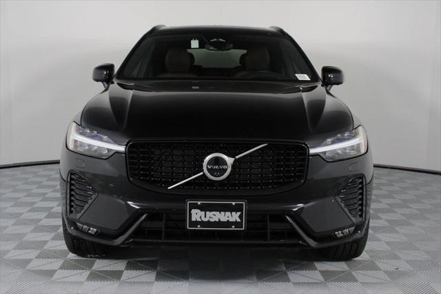 new 2025 Volvo XC60 car, priced at $61,025