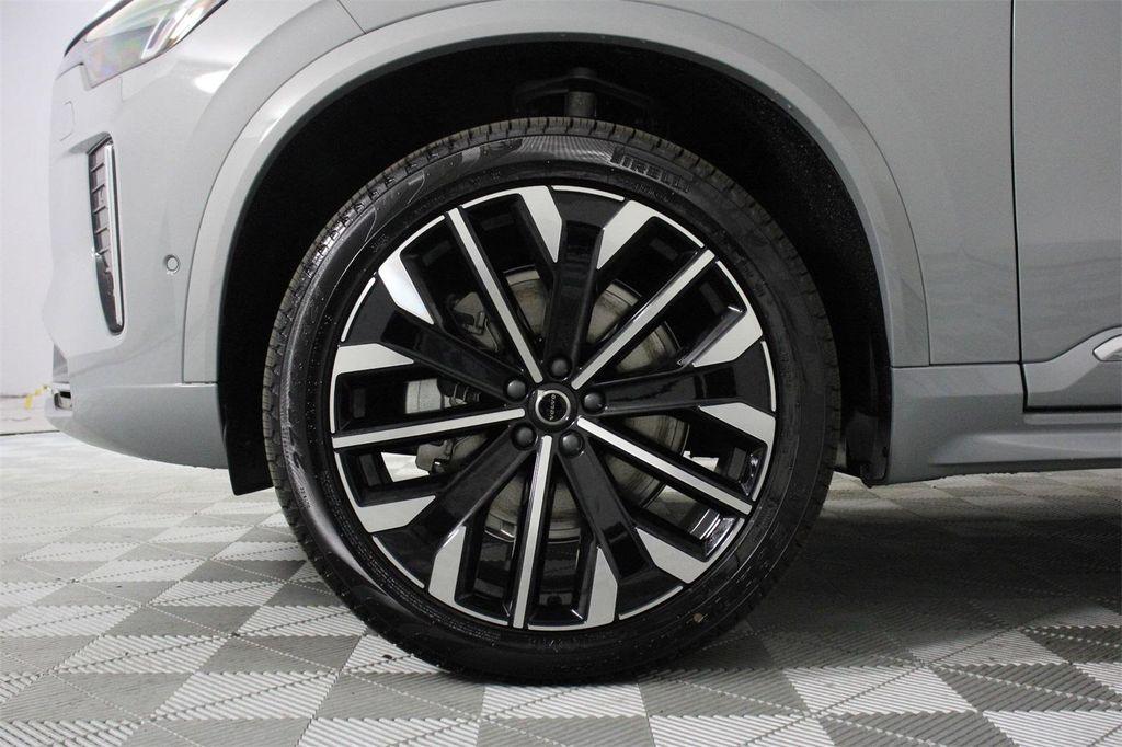 new 2025 Volvo XC90 car, priced at $69,155