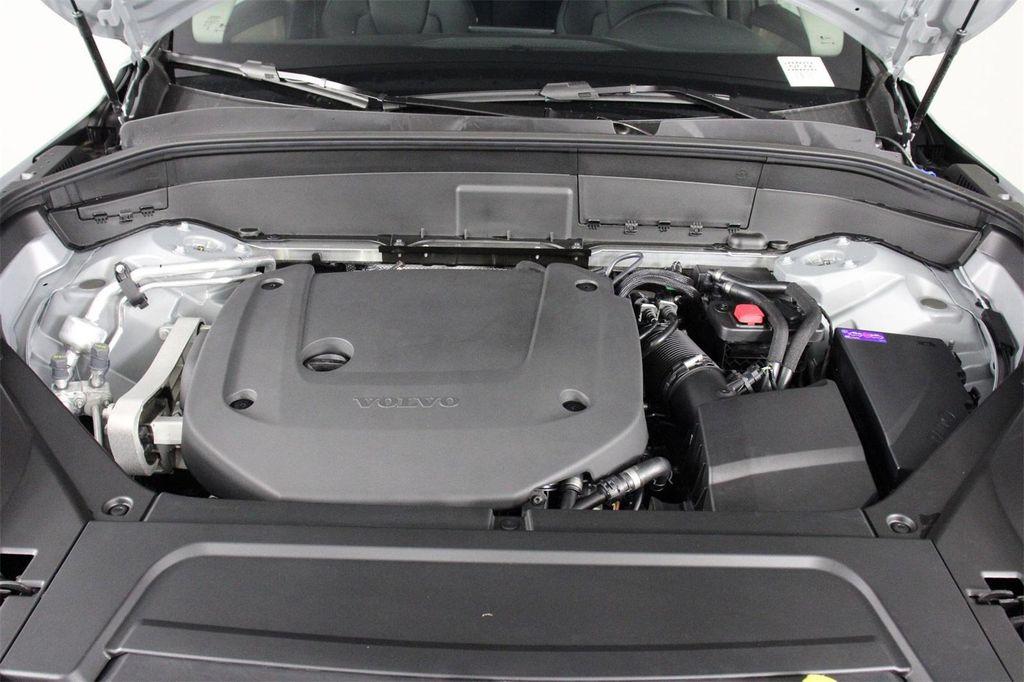 new 2025 Volvo XC90 car, priced at $69,155