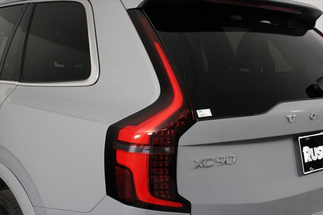 new 2025 Volvo XC90 car, priced at $69,155