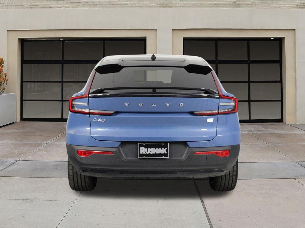 used 2022 Volvo C40 Recharge Pure Electric car, priced at $23,595