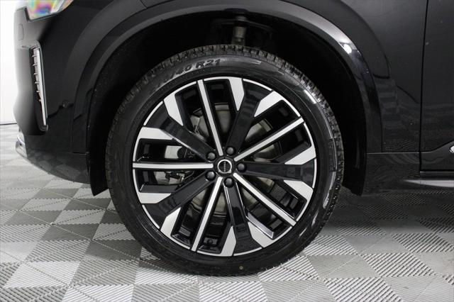new 2025 Volvo XC90 car, priced at $68,245