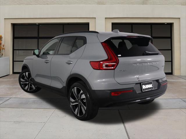 new 2025 Volvo XC40 car, priced at $50,025