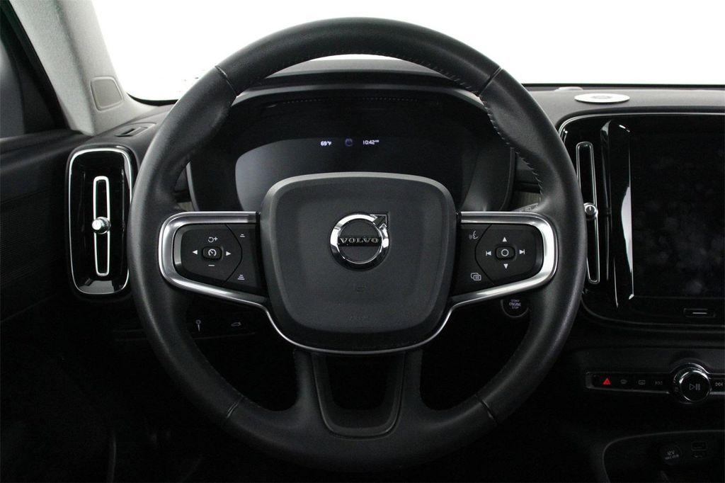 used 2020 Volvo XC40 car, priced at $23,995