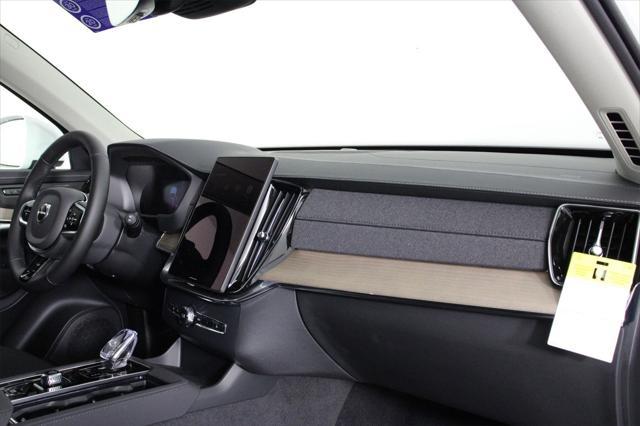 new 2025 Volvo XC90 Plug-In Hybrid car, priced at $78,805