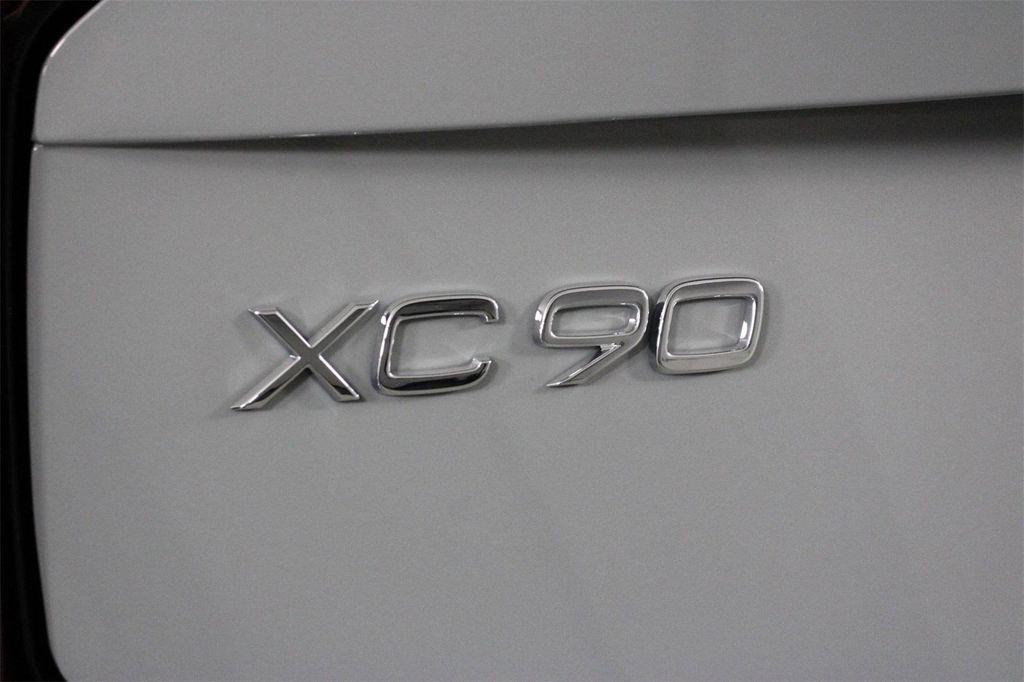 new 2026 Volvo XC90 Plug-In Hybrid car, priced at $84,695