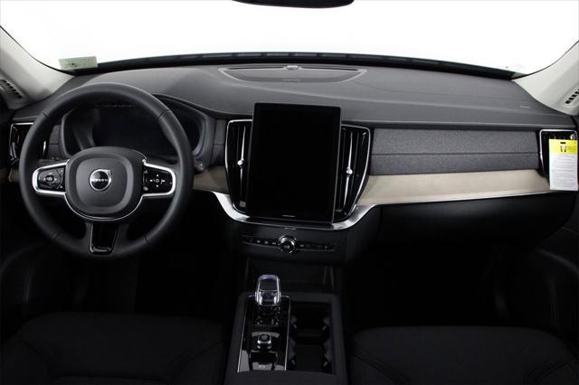 new 2025 Volvo XC90 car, priced at $69,155