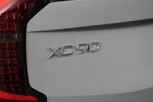 new 2025 Volvo XC90 car, priced at $69,155