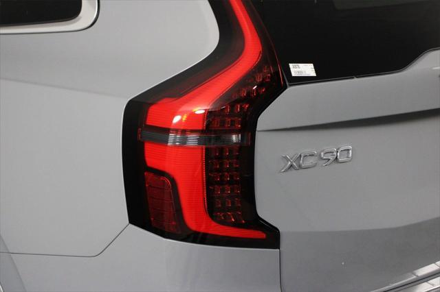 new 2025 Volvo XC90 car, priced at $69,155