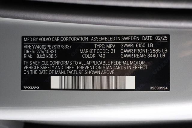 new 2025 Volvo XC90 car, priced at $69,155