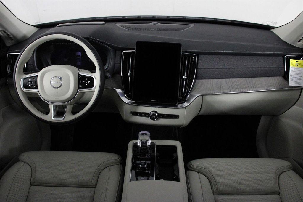 new 2026 Volvo XC90 Plug-In Hybrid car, priced at $85,625