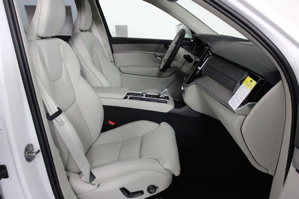 new 2026 Volvo XC90 Plug-In Hybrid car, priced at $85,625