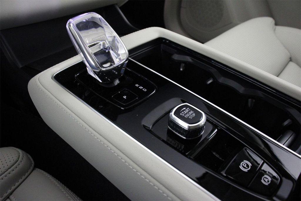 new 2026 Volvo XC90 Plug-In Hybrid car, priced at $85,625