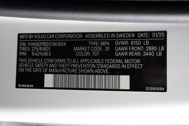 new 2025 Volvo XC90 car, priced at $69,155