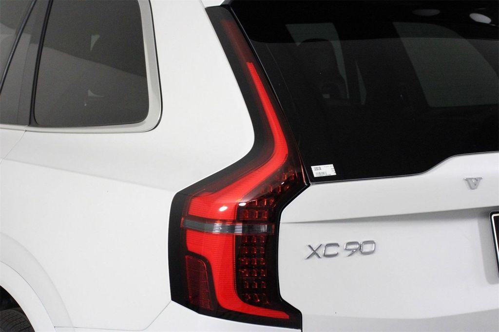 new 2026 Volvo XC90 car, priced at $71,825
