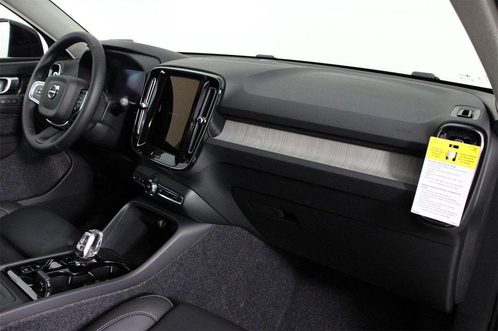 new 2026 Volvo XC40 car, priced at $53,975