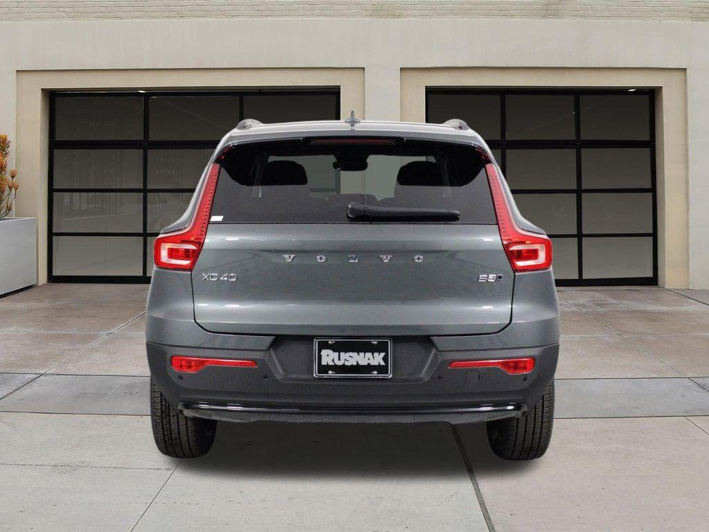 new 2026 Volvo XC40 car, priced at $53,975