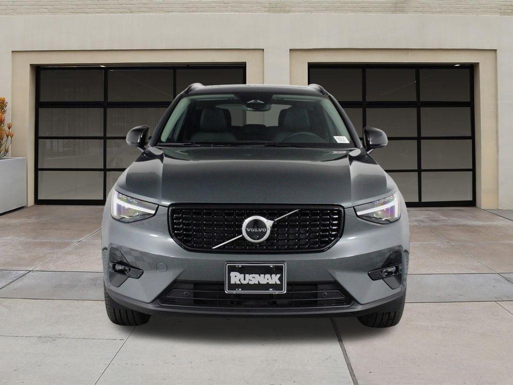 new 2026 Volvo XC40 car, priced at $53,975