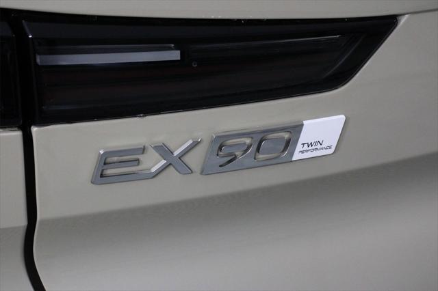 new 2025 Volvo EX90 car, priced at $100,710