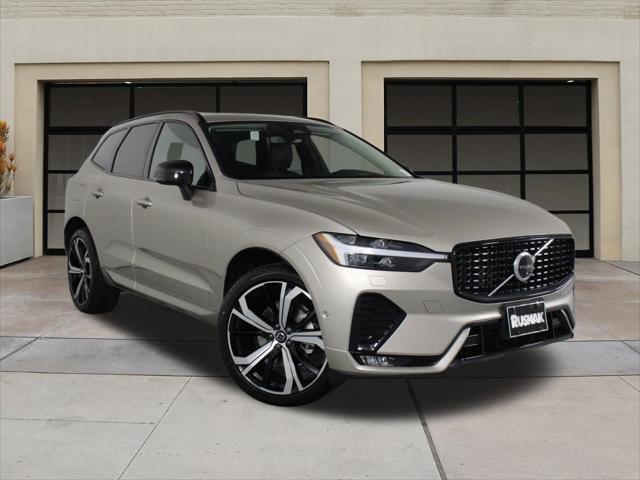 new 2025 Volvo XC60 car, priced at $61,025