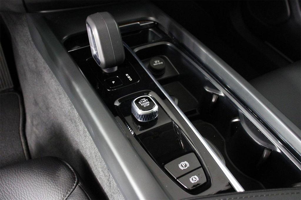 used 2023 Volvo XC60 car, priced at $36,995