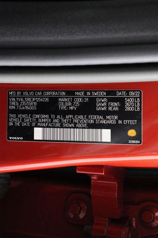 used 2023 Volvo XC60 car, priced at $36,995