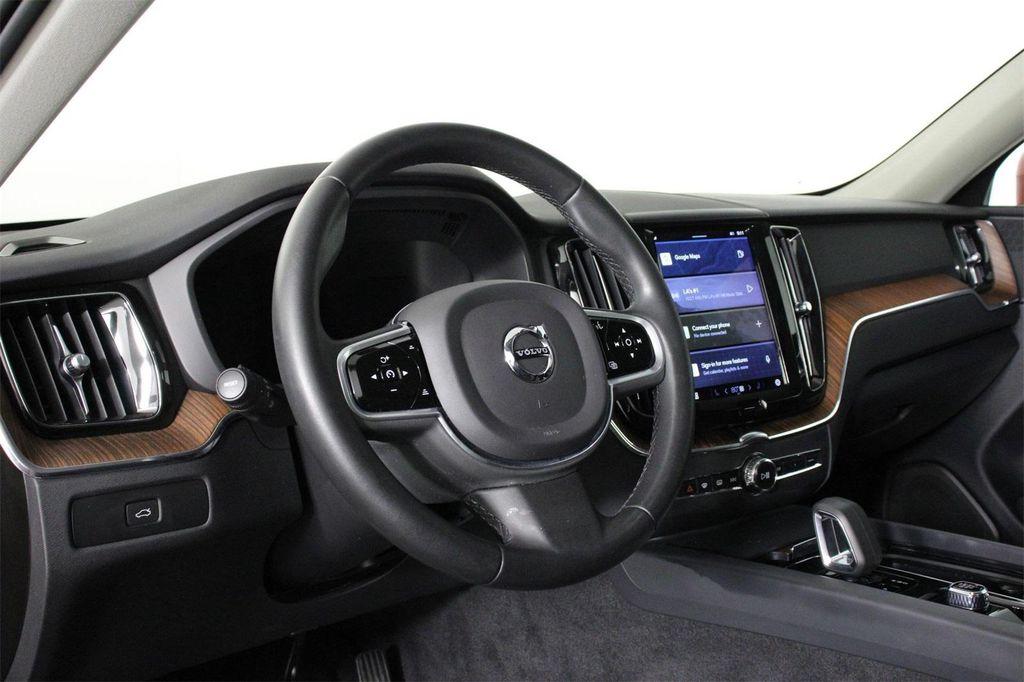 used 2023 Volvo XC60 car, priced at $36,995